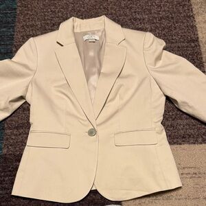 LOFT Women's Blazer in Cream Size 0P